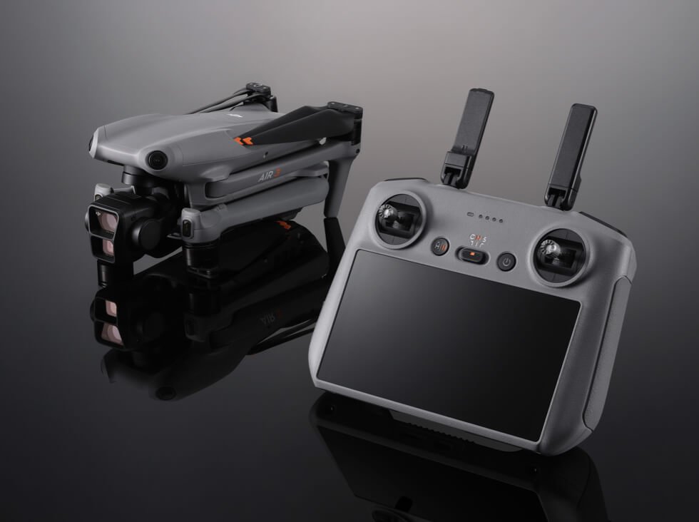 DJI Air 3 con mando de control RC